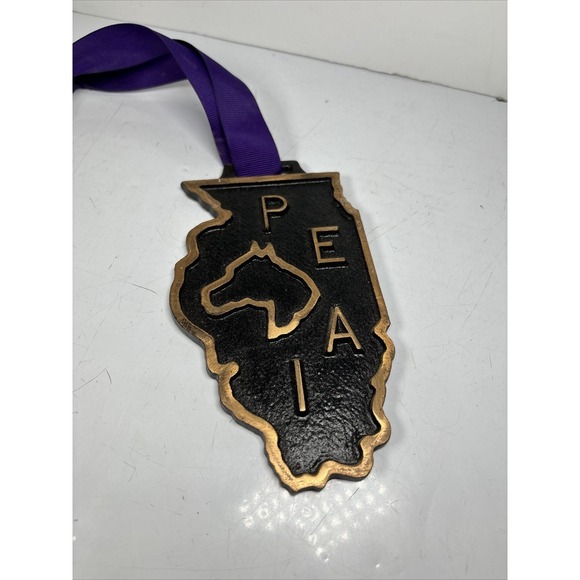 Other - VINTAGE Horse Show Medal PEAI Necklace Ribbon Solid Metal Equestrian Decor MCM